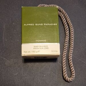 ALFRED SUNG Paradise Soap on a Rope 5.3 oz 150 g